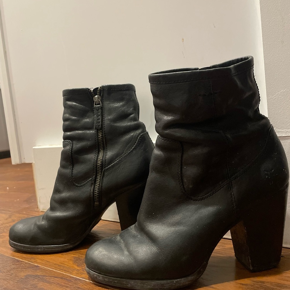 Frye Black Leather Heeled Boots